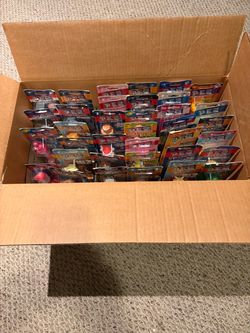 1 box of 36 PEZ on the card various