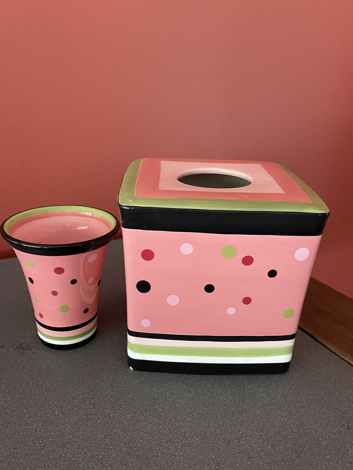 Ceramic Tissue Box and Cup For Bathroom