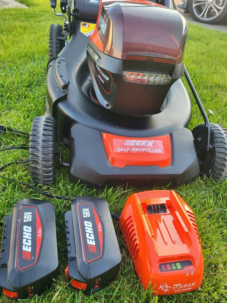 ECHO
D
56-Volt Cordless Battery Lawn Mower and Battery Combo Kit with (2) 5.0Ah Battery and (1) Charger (1-tool)
