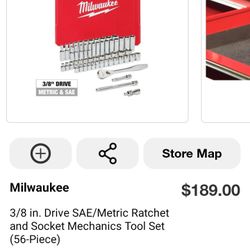 Milwaukee Ratchet and socket set