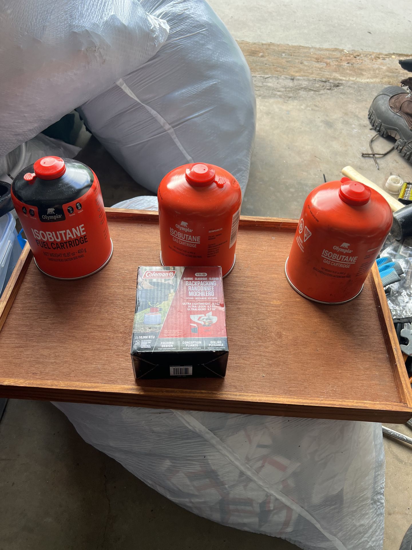 Backpacking stove with x 3 new gas cans