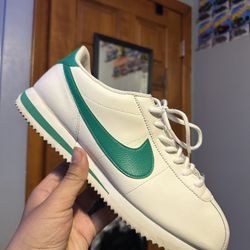 Nike Cortez