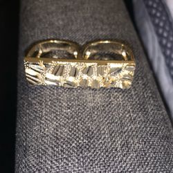 Gold 2 Finger Nugget Ring 