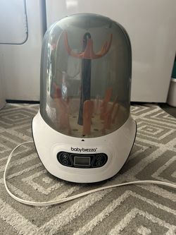 Baby Brezza Bottle sanitizer