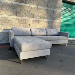 CB2 Ditto Sectional Sofa (Retailed $1,900)- Delivery Available!