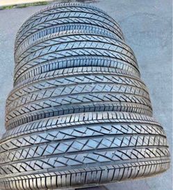 Set 225/60-18 Bridgestone con el 80% de vida