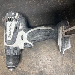 Makita 18V LXT cordless driver-drill