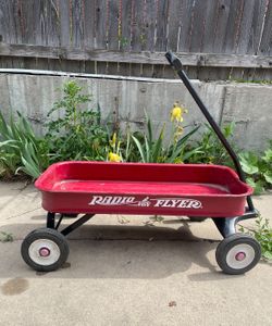 Classic Radio Flyer Wagon