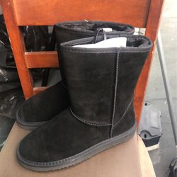 KEMI BLACK BOOTS SIZE 9 WOMANS Very Warm Inside New $45