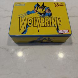 Mezco - Marvel One:12 Collective Wolverine Deluxe Steel Box Edition