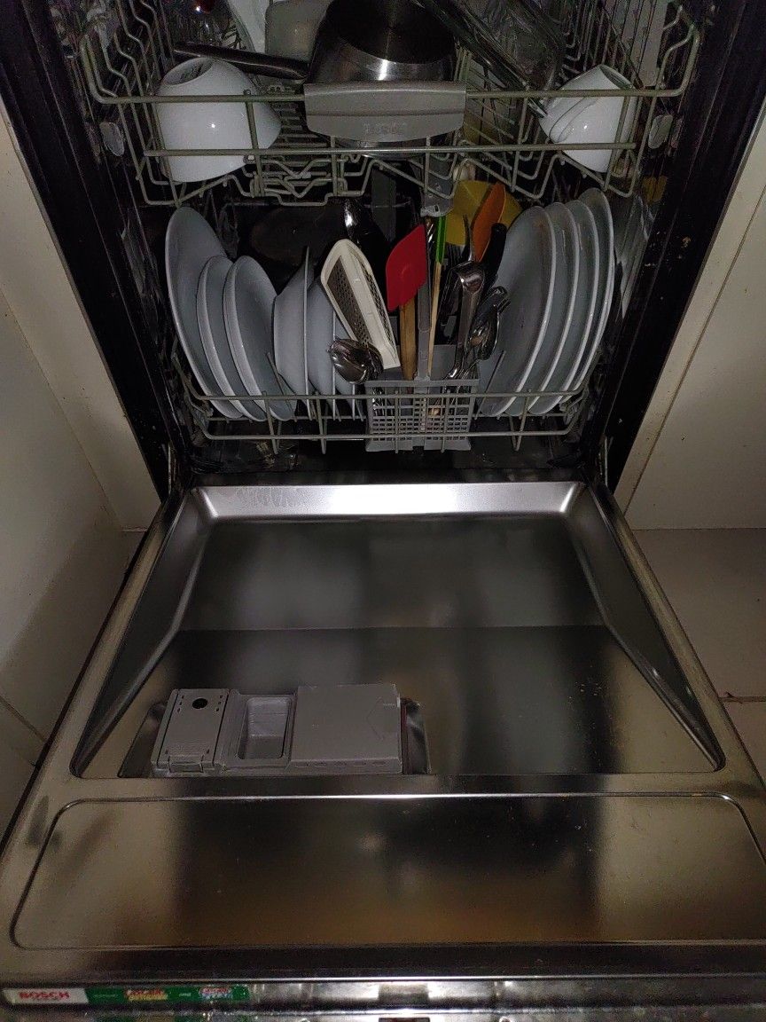 Bosch Dishwasher Pick Up Now for Sale in Lake Worth, FL OfferUp