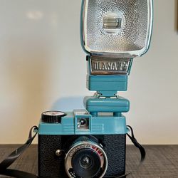 Diana F+ Camera & Flash