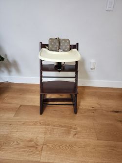 Stokke Tripp Trapp high chair
