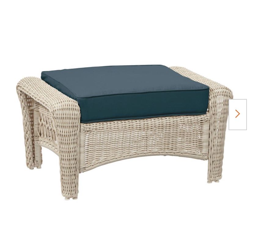 Park Meadows Off-White Wicker Outdoor Patio Ottoman with CushionGuard Charleston Blue-Green Cushion