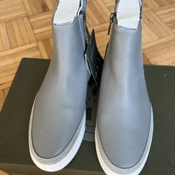 $54 For This NEW! AUTHENTIC Timberland Size 8- 8.5 Women’s Ankle Boots 