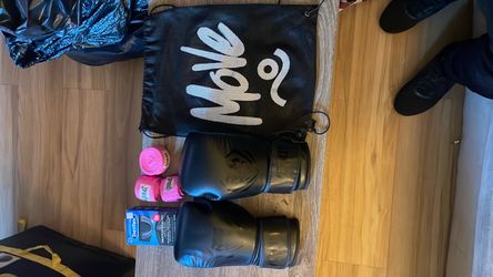 Venum boxing gloves