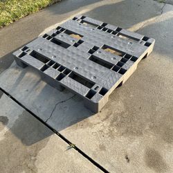 Plastic Pallet