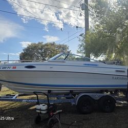 Four Winns 205 Sundowner boat