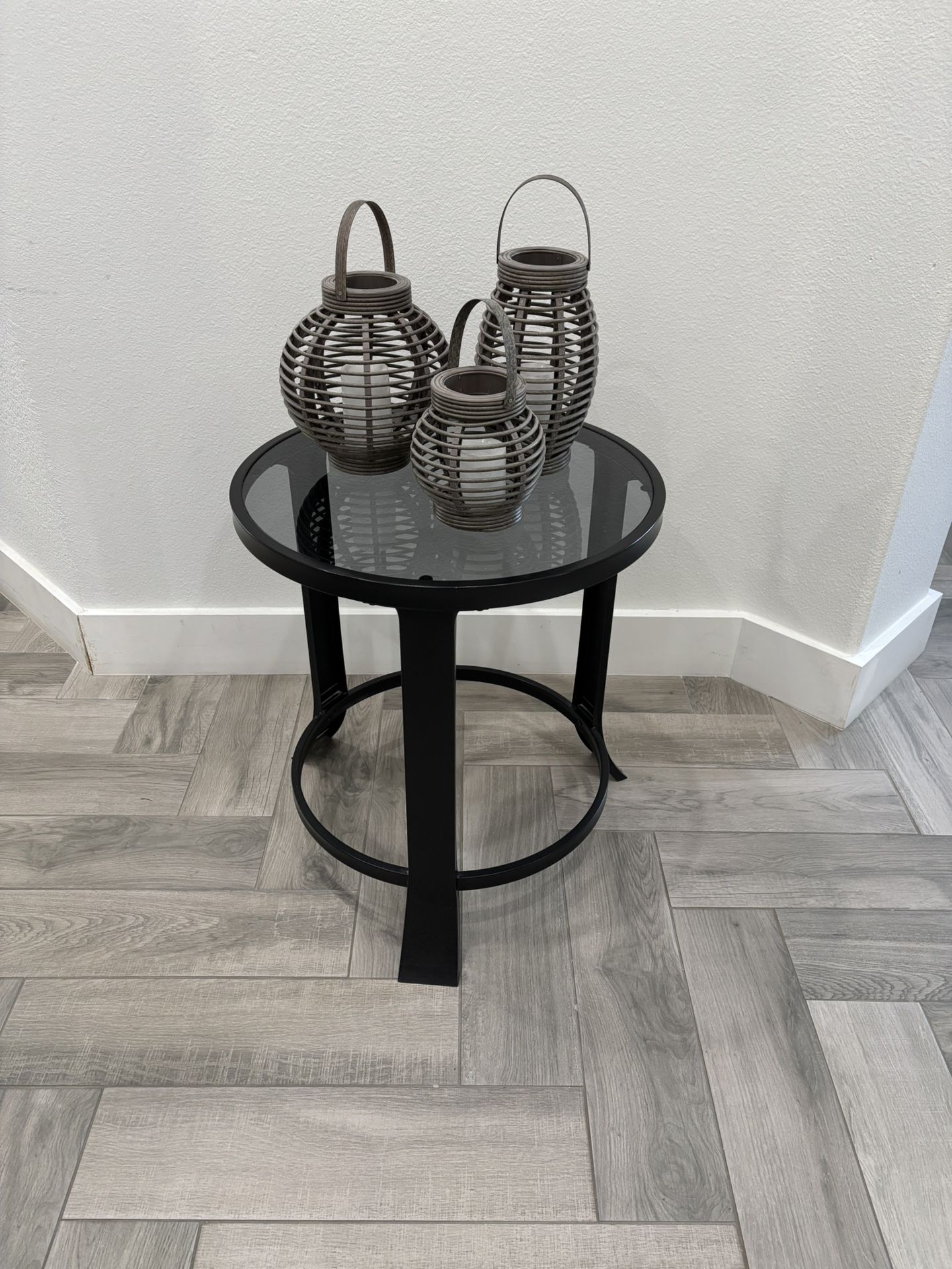Black Glass Top End Table