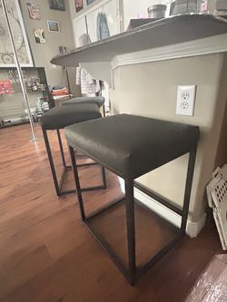 Island Chairs