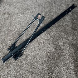 Rooftop Upright Bicycle Rack - Swagman SR-6410-01