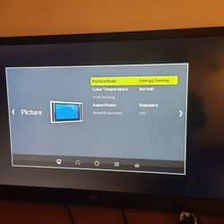 TV With Remote And Wall Mount