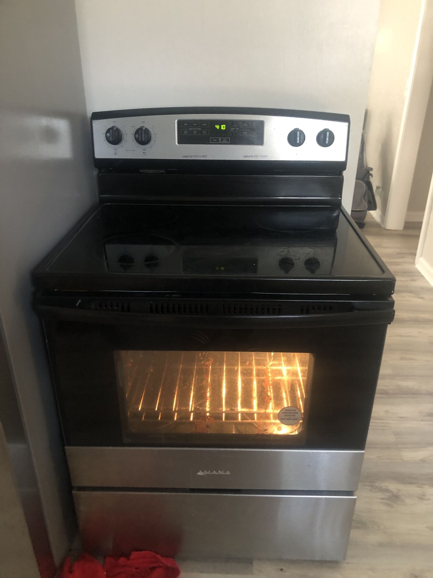 Amaña Electric Stove Top