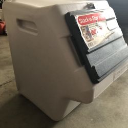 Stack-N-Stor Stackable storage 24 gallons, (Big Dog Food Container)