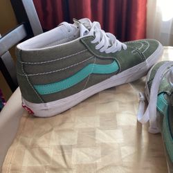 Vans shoes