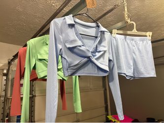 Girls/lady outfit 10$