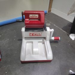 Sizzix Big Kick And Sidekick With Accessories 