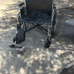 Drive Extra Large Wheel Chair One Foot Rest Only 