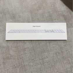 Apple Magic Keyboard with Numeric Keypad