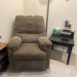 FREE Ashley Furniture Recliner 