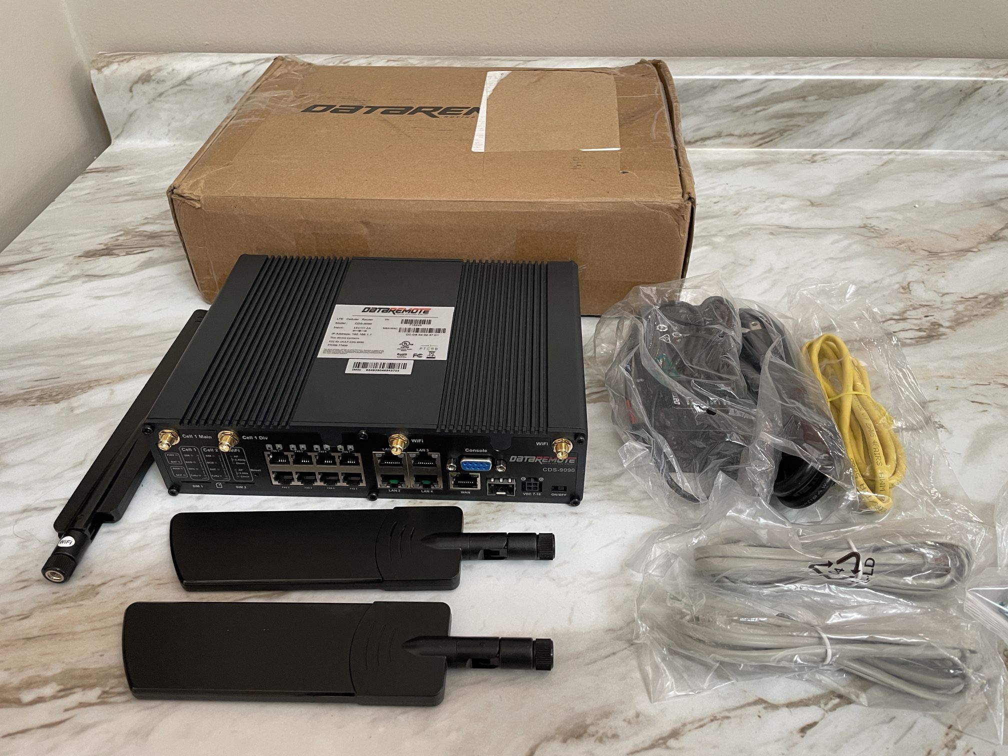 DataRemote CDS-9090 Advanced Cellular Router Pots In A Box