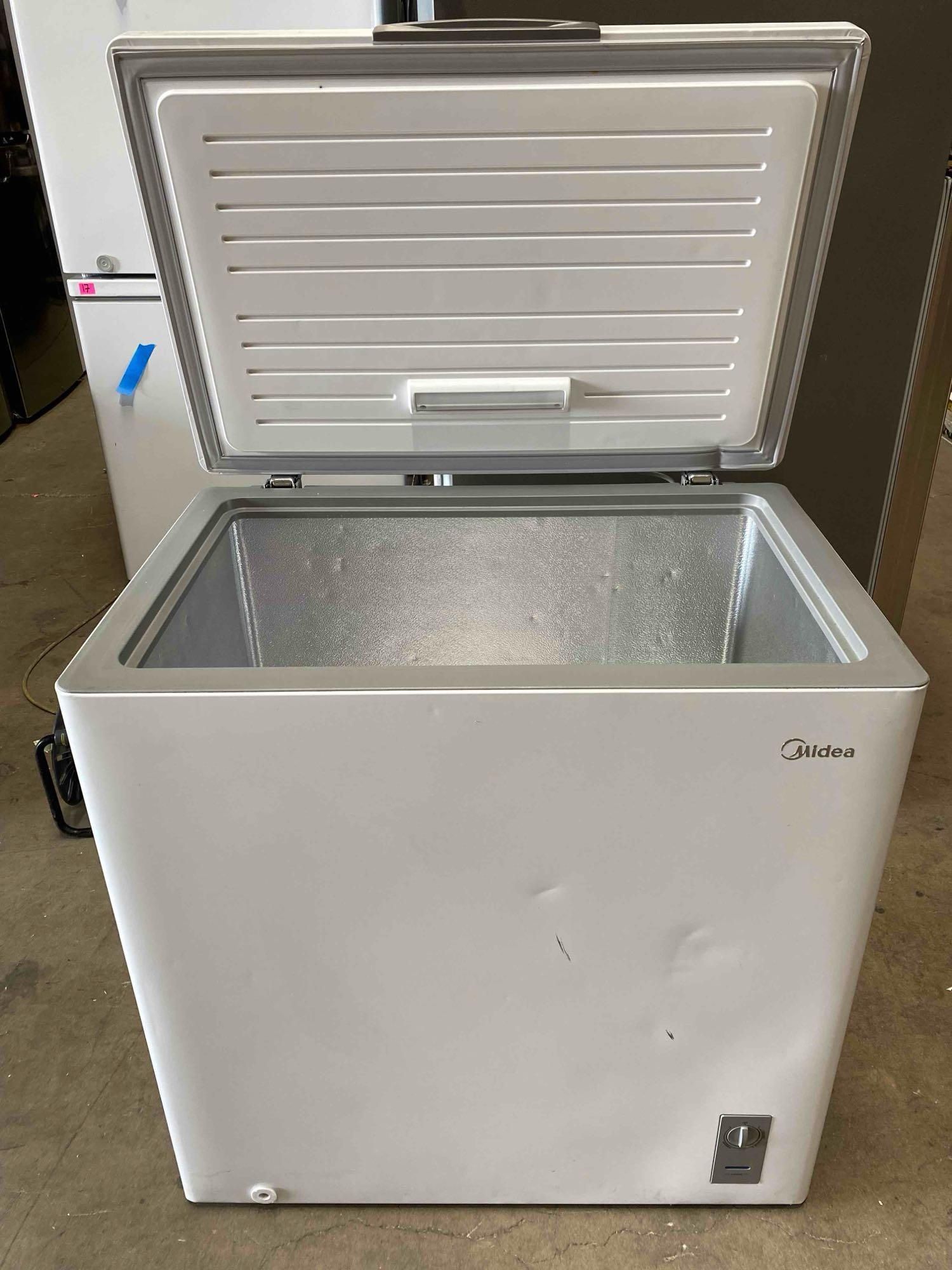 Midea 7 cu. ft. Convertible Chest Freezer and Refrigerator