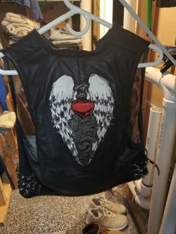Icon Street Angel Vest