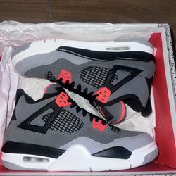 Air Jordan 4s 