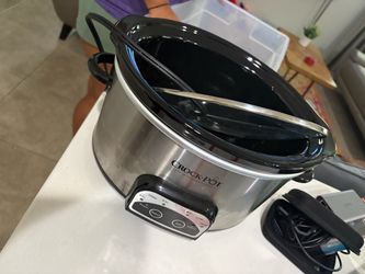 Slow cooker
