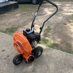 Soplador de operador a pie Billy Goat F602V