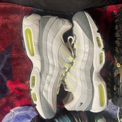 Men Nike Air Max Size 11 
