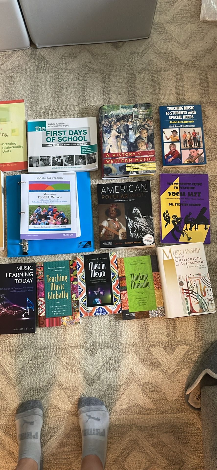 Music education / ESL Textbooks