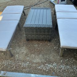Used Patio  Lounge Chairs With Table