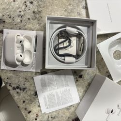 AirPods Pro