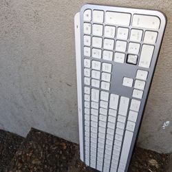 Logitech Key Board