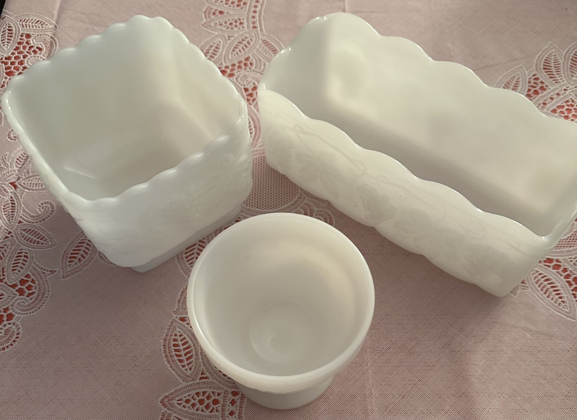Vintage Milk Glass -3 Pieces . 2 Planters And 1 Sherbet Dish