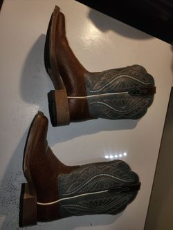 Boots 👢
