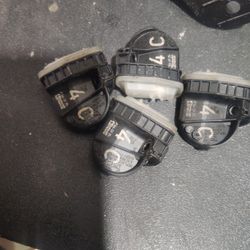 4 TPMS SENSOR FOR A 19 SILVERADO 