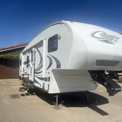 2013 KEYSTONE COUGAR RV 27’