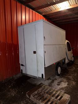 Food trailer